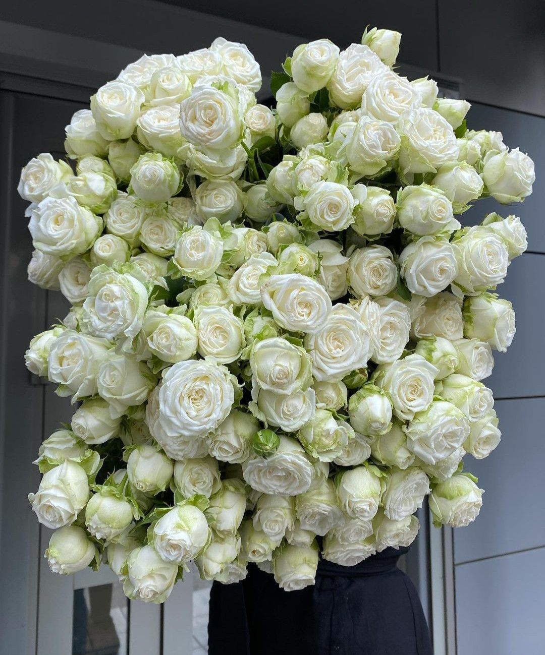 Цветочная композиция — красивые букеты на заказ