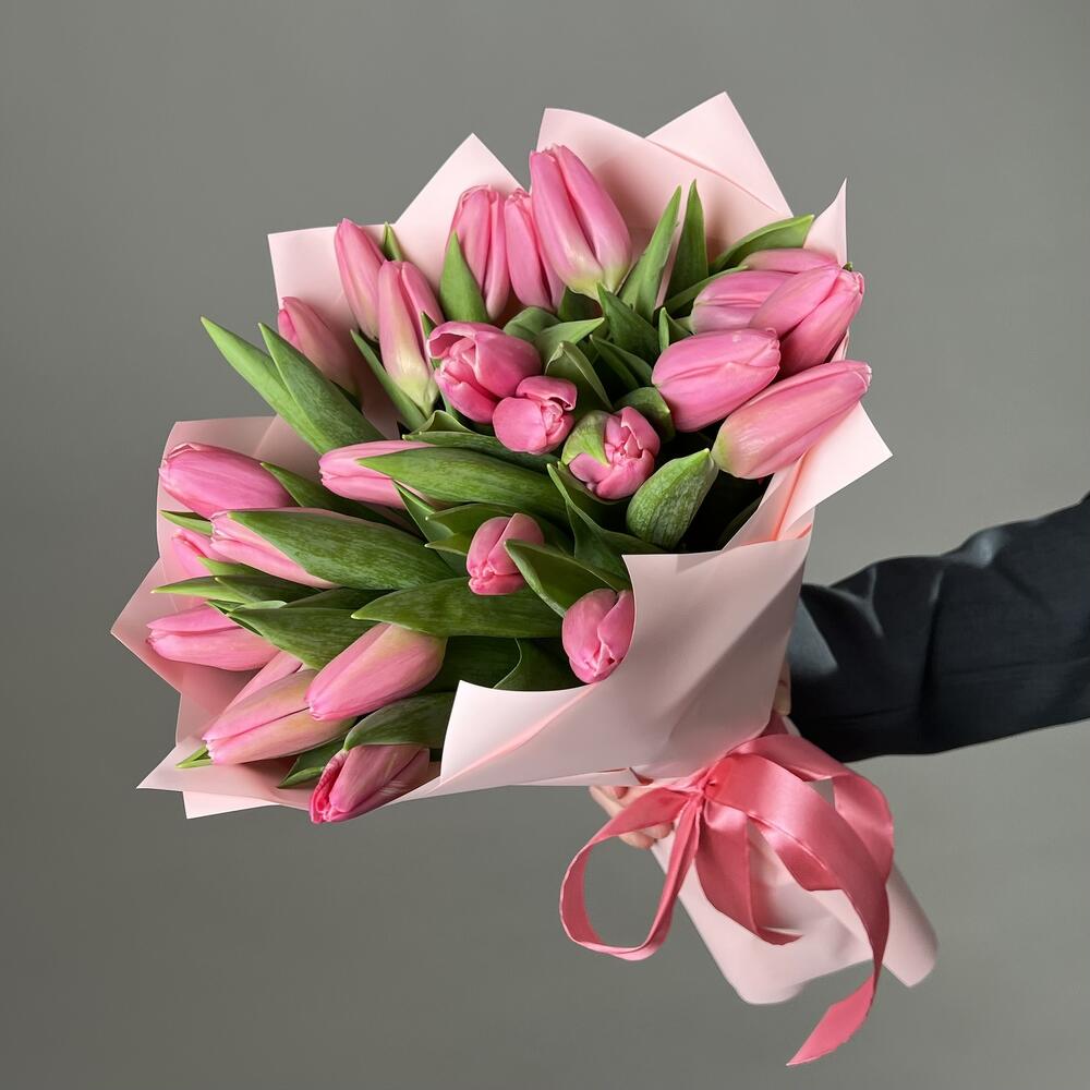 Розовые тюльпаны — вид 2