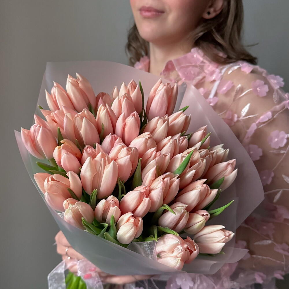 Розовые тюльпаны — купить букет в Брянске