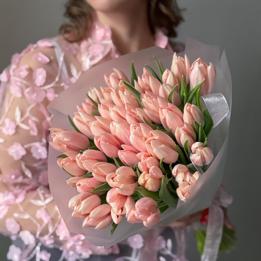 Розовые тюльпаны — вид 4